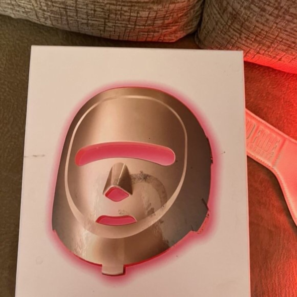 ECO LED MASK - Picture 3 of 5